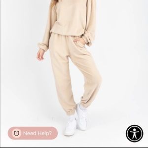 NWOT Kittenosh Vanilla latte lightweight fleece set, size S